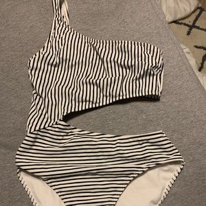 One piece swimsuit